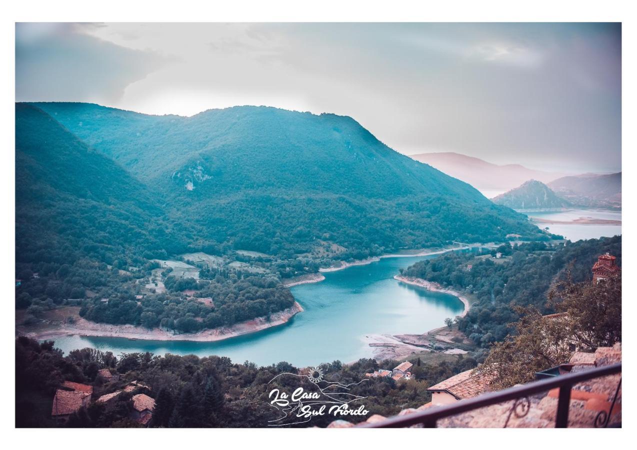 La Casa Sul Fiordo Del Turano *